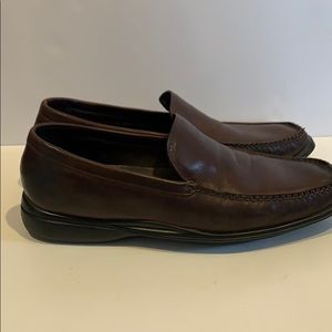 Cole Haan With NikeAir technology. Brown Leather